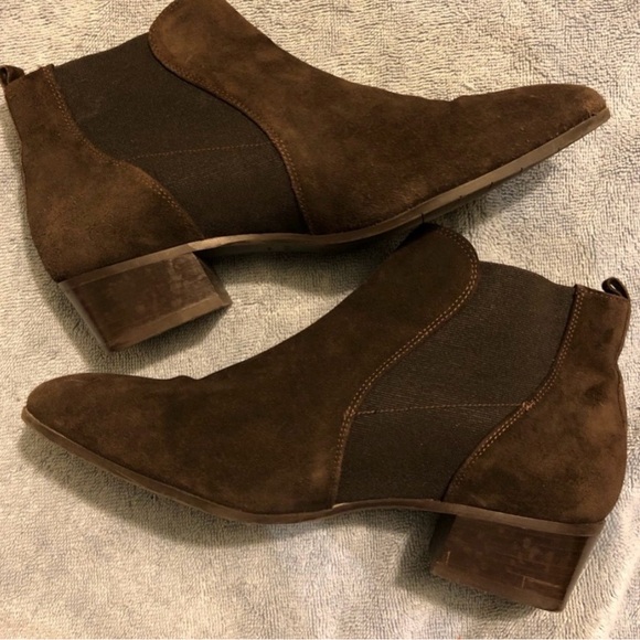 Aquatalia Brown Suede Chelsea Ankle Boots | Italy | Size 9 - Picture 3 of 6